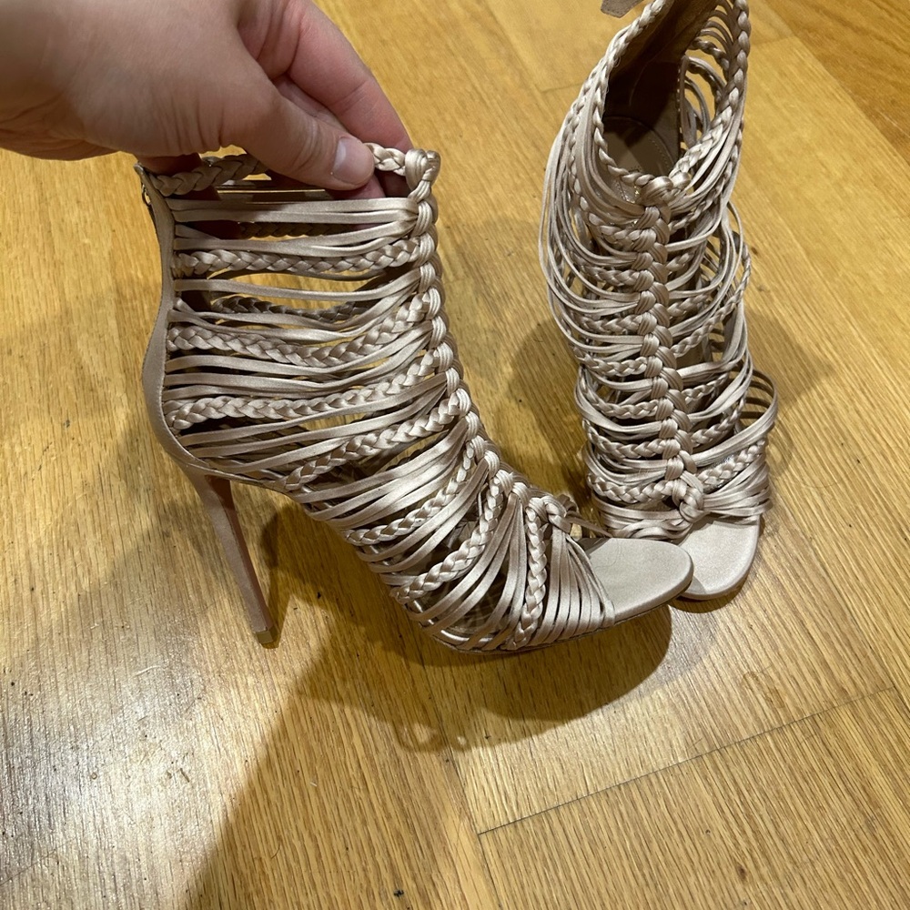 Aquazzura shoes size 37.5